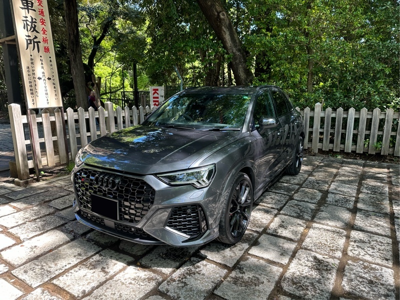 アウディ RS Q3 RS Q3_RHD_4WD(AT_2.5)