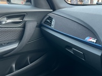 BMW 1シリーズ ハッチバック 118d Mスポーツ_RHD(AT_2.0)