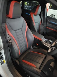 BMW i4 eドライブ40 Mスポーツ_RHD