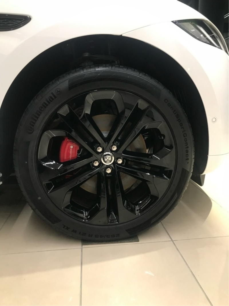 ジャガー F-PACE