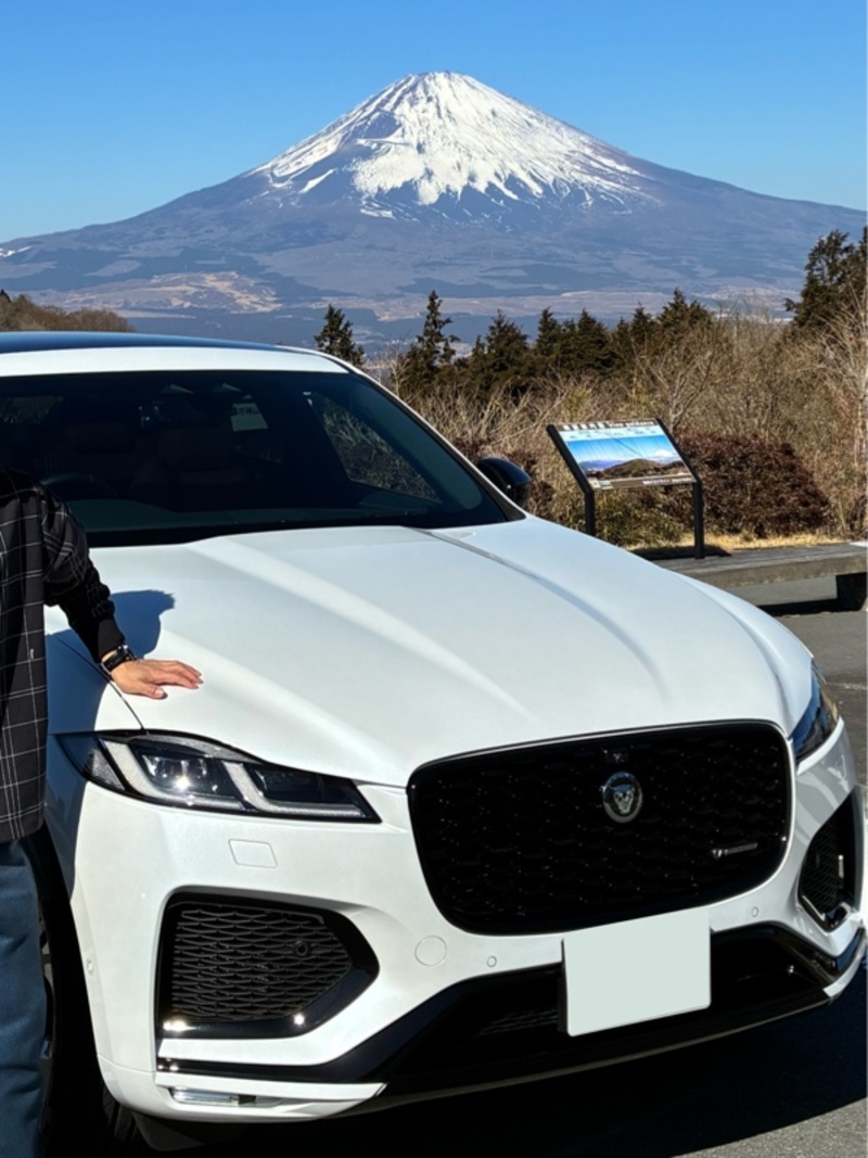 ジャガー F-PACE