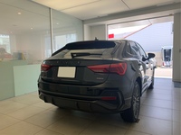 アウディ Q3 スポーツバック Q3 スポーツバック 35 TDI クワトロ Sライン_RHD_4WD(AT_2.0)