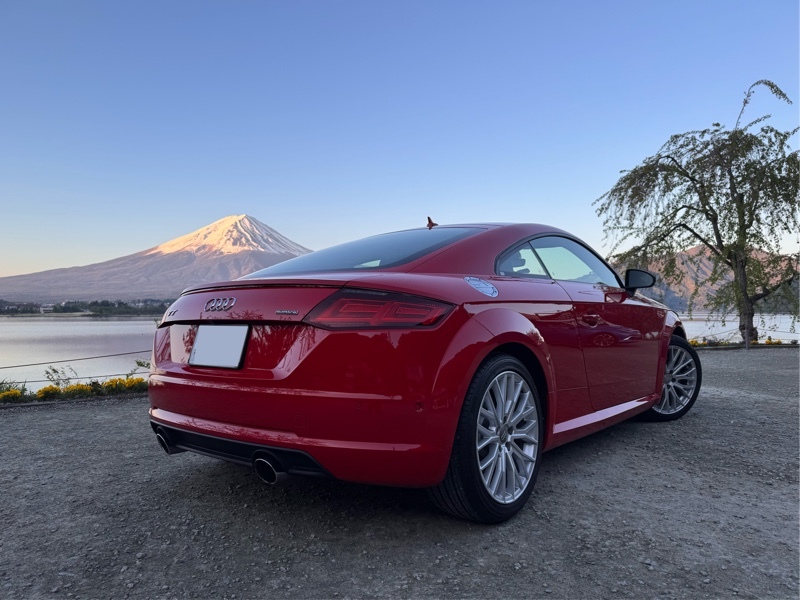 アウディ TT クーペ TT クーペ 2.0 TFSI クワトロ_RHD_4WD(AT_2.0)