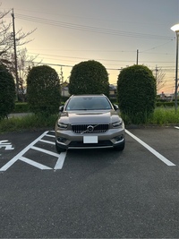 ボルボ XC40 T4 AWD インスクリプション_RHD_AWD(AT_2.0)