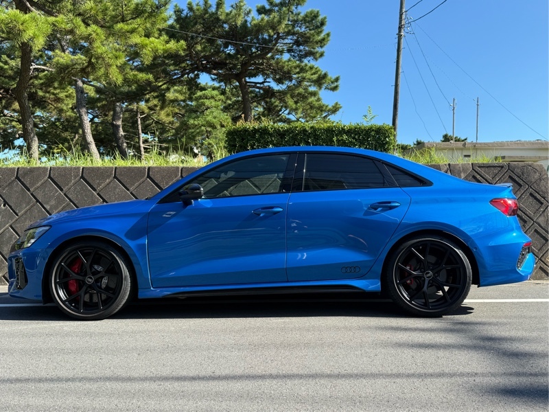 アウディ RS3 （セダン） RS3 セダン_RHD_4WD(AT_2.5)
