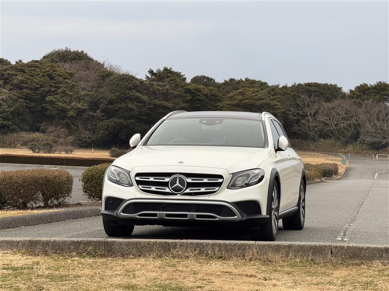 メルセデス・ベンツ Eクラス オールテレイン E220d 4マチック オールテレイン_RHD_4WD(AT_2.0)