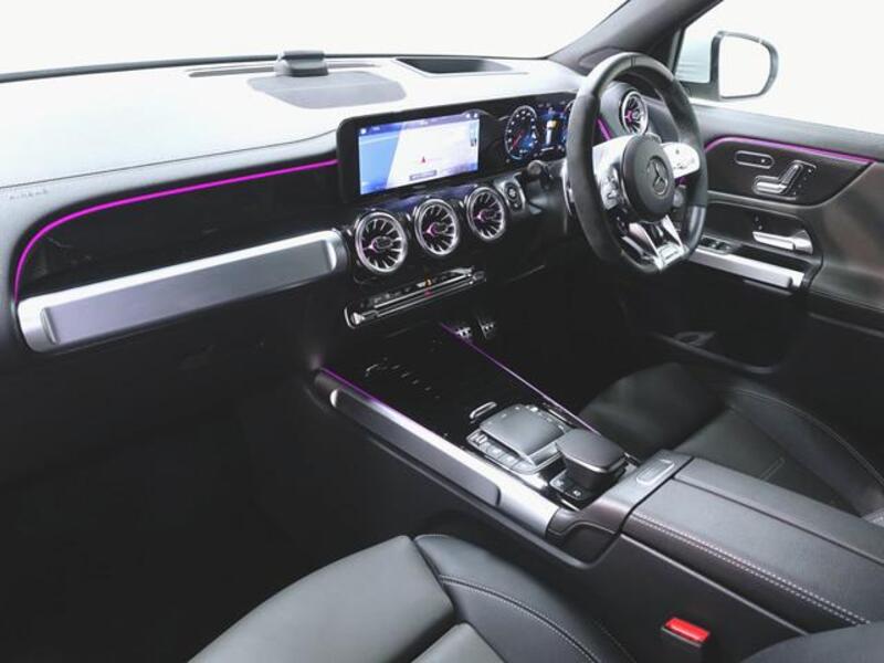 メルセデスAMG GLBクラス メルセデスAMG GLB35 4マチック_RHD_4WD(DCT_2.0)