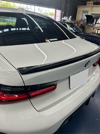 BMW 3シリーズ セダン 318i Mスポーツ_RHD(AT_2.0)