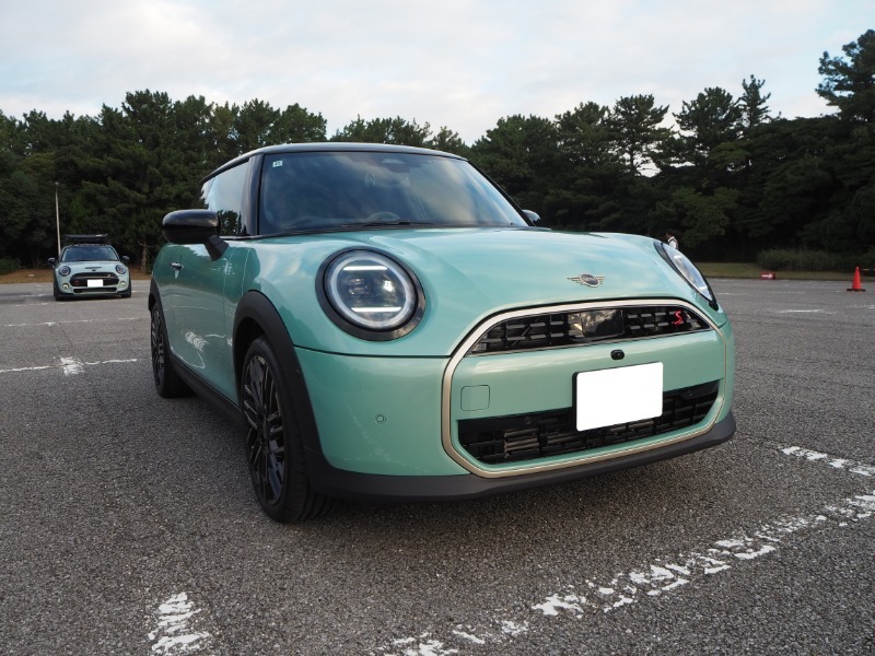 ミニ MINI Cooper S 3ドア_RHD(DCT_2.0)