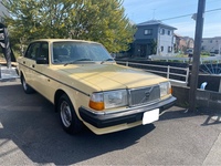 ボルボ 240 セダン