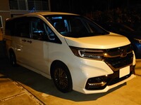 ホンダ ステップワゴンハイブリッド e:HEV モデューロX ホンダセンシング(CVT_2.0)