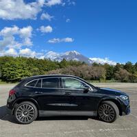 メルセデス・ベンツ GLAクラス GLA200d 4マチック_RHD_4WD(DCT_2.0)