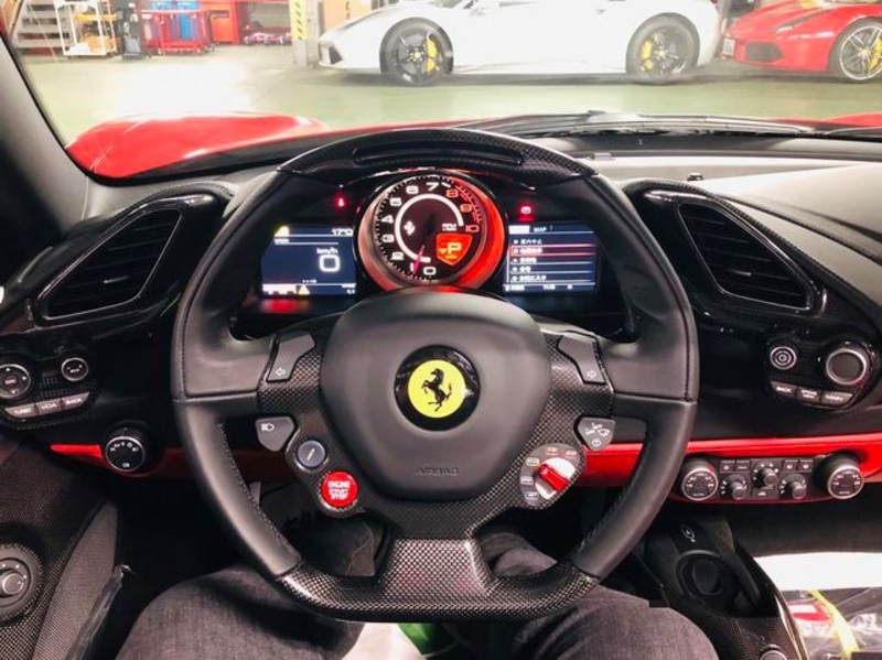 フェラーリ 488スパイダー 488スパイダー_LHD(F1DCT_3.9)