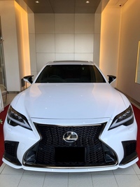 レクサス LS 500“Fスポーツ”(AT_3.5)
