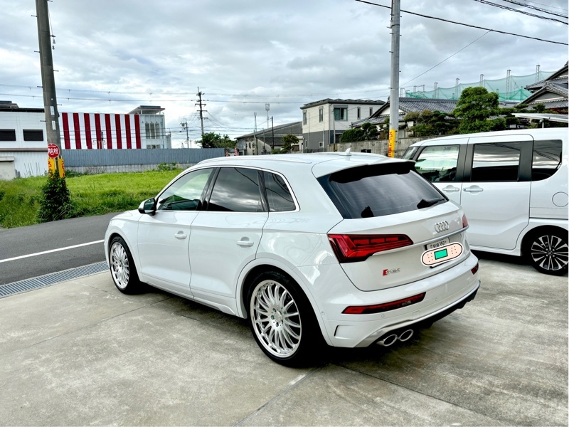 アウディ SQ5 SQ5_RHD_4WD(ティプトロニック_3.0)