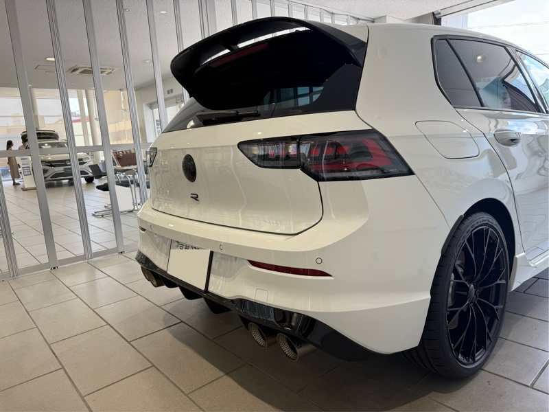 フォルクスワーゲン ゴルフ R R ブラックエディション_RHD_4WD(DSG_2.0)