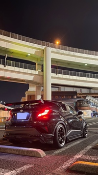 トヨタ C-HR S-T“GR スポーツ”(iMT_1.2)
