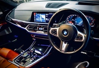 BMW X7 M50i_RHD_4WD(AT_4.4)