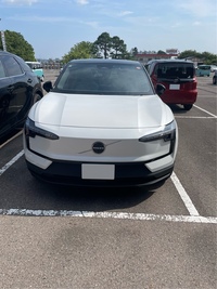 ボルボ EX30 ウルトラ シングルモーター エクステンデッドレンジ_RHD