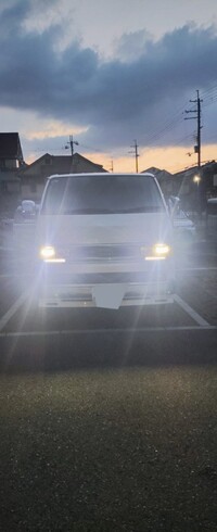 トヨタ ハイエースバン スーパーGL ロング・標準ボディ・標準ルーフ・標準フロア_5人乗り_5ドア_4WD(ECT_2.8_ディーゼル)