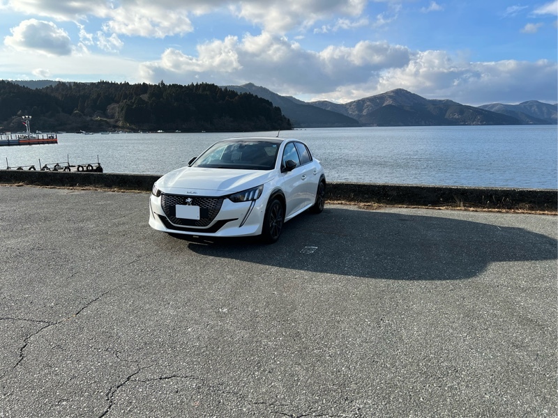 プジョー 208 GT_RHD(EAT_1.2)