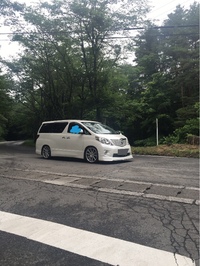 トヨタ アルファード 240S_7人乗り(CVT_2.4)