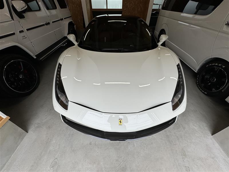 フェラーリ 488GTB