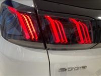 プジョー 3008 GT ブルーHDi_RHD(EAT_2.0)