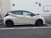 トヨタ アクア Z(CVT_1.5)