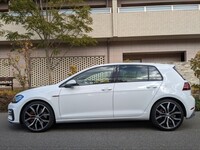 フォルクスワーゲン ゴルフ (ハッチバック) GTI パフォーマンス_RHD(DSG_2.0)