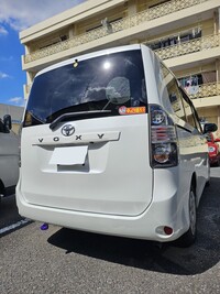 トヨタ ヴォクシー X“Lエディション”_8人乗り(CVT2.0)