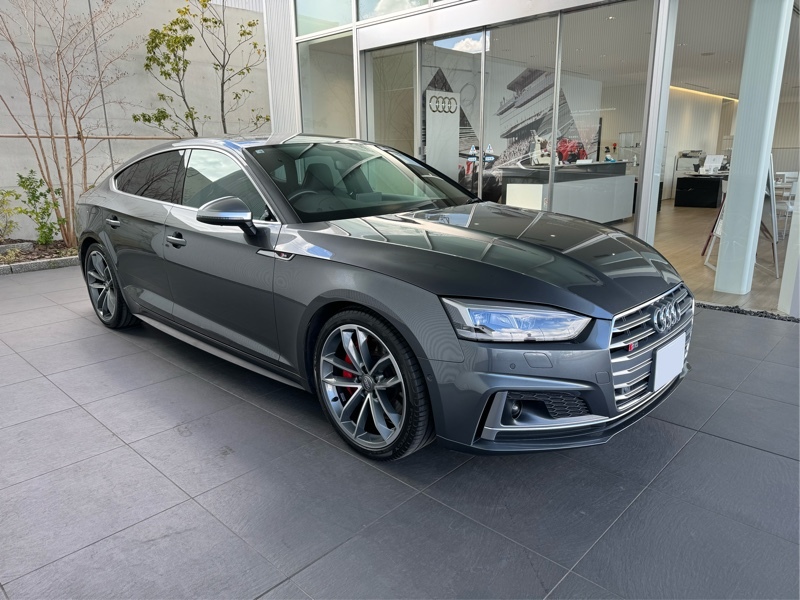 アウディ S5 スポーツバック