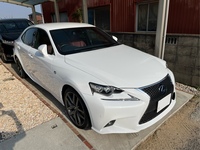 レクサス ISハイブリッド 300h“Fスポーツ”(CVT_2.5)