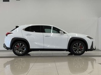 レクサス UXハイブリッド 250h“Fスポーツ”(CVT_2.0)