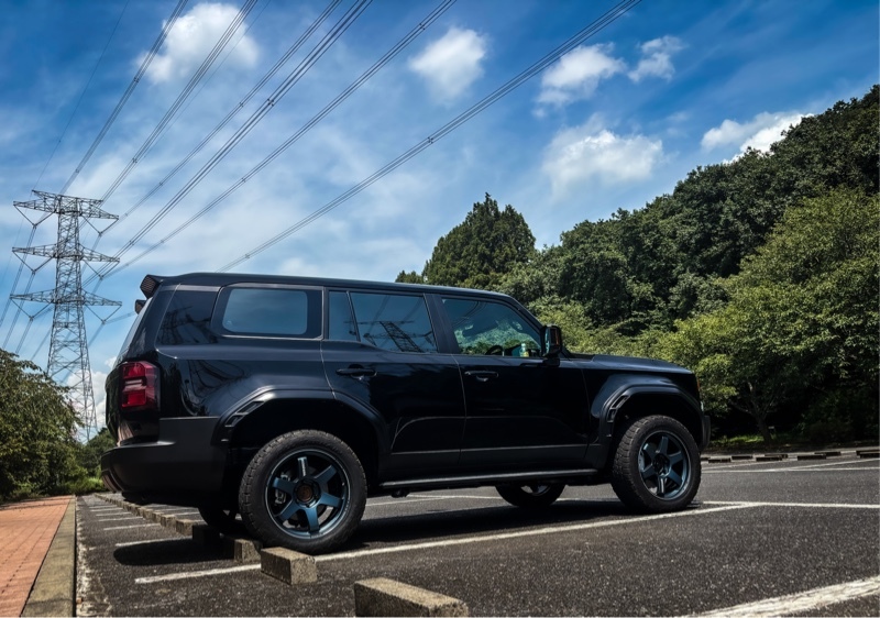 トヨタ ランドクルーザー250 GX_5人乗り_4WD (AT_2.8_ディーゼル)