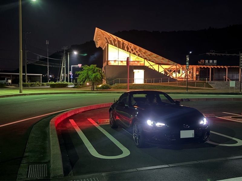 マツダ ロードスターRF 35周年記念車(AT_2.0)