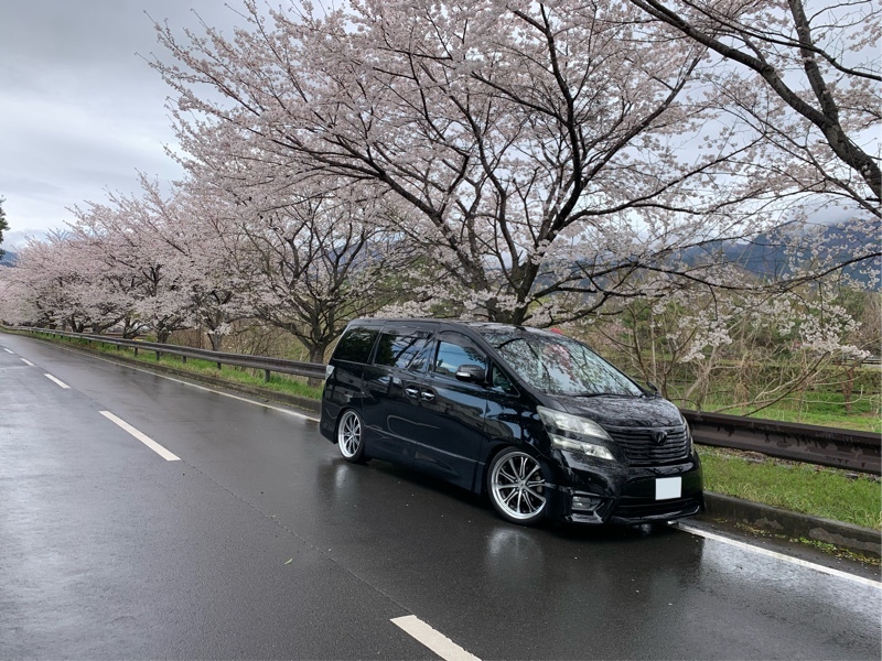 トヨタ ヴェルファイア