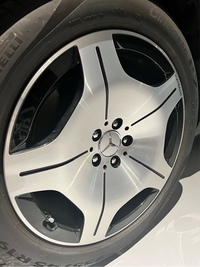 メルセデス・マイバッハ Sクラス S580 4マチック(ISG搭載モデル)_LHD_4WD(AT_4.0)【202401】