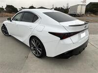 レクサス ISハイブリッド 300h“Fスポーツ”(CVT_2.5)