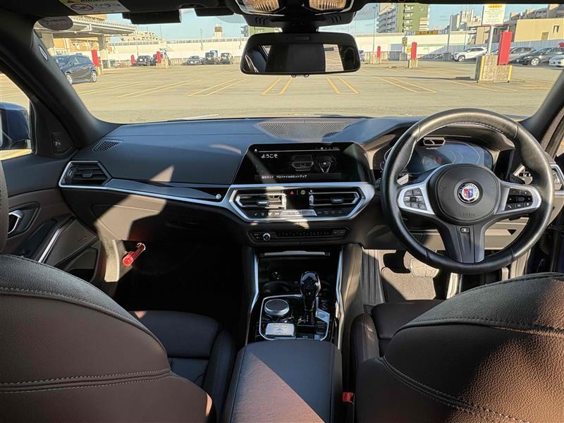 BMWアルピナ B3 B3 リムジン_RHD_4WD(AT_3.0)