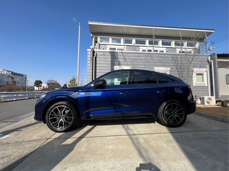 アウディ Q5 スポーツバック Q5 スポーツバック 40 TDI クワトロ Sライン_RHD_4WD(Sトロニック_2.0)