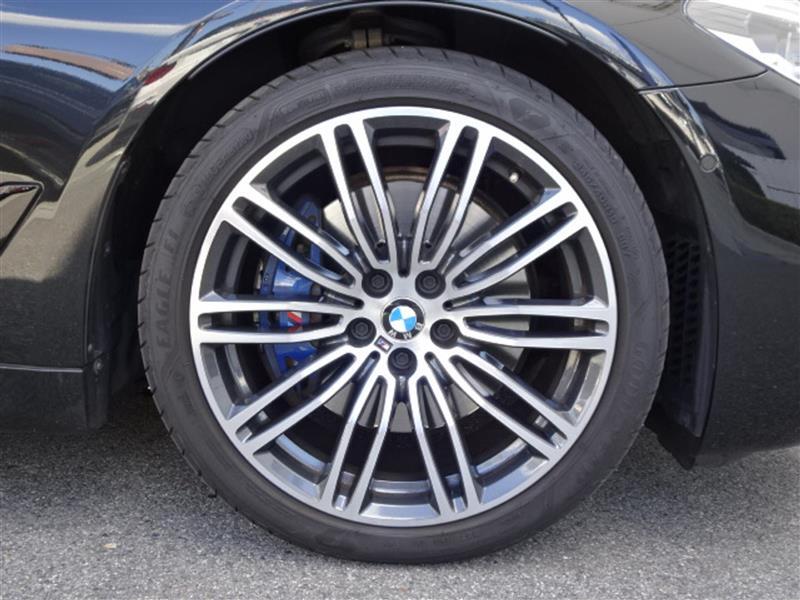 BMW 5シリーズ セダン
