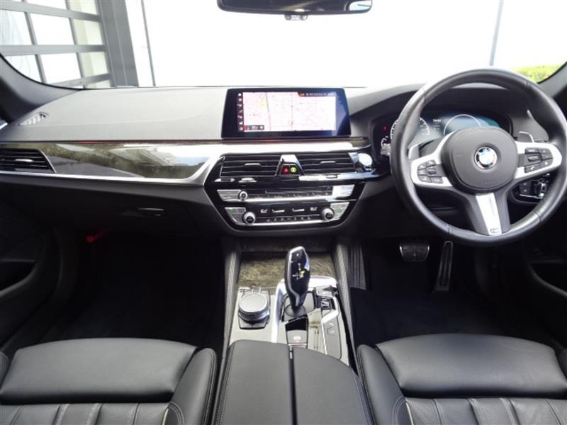 BMW 5シリーズ セダン