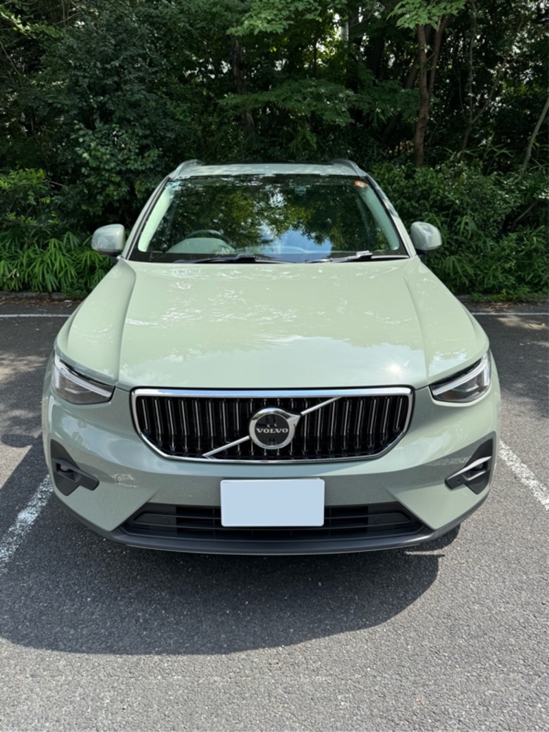 ボルボ XC40 ウルトラ B4 AWD_RHD_AWD(DCT_2.0)