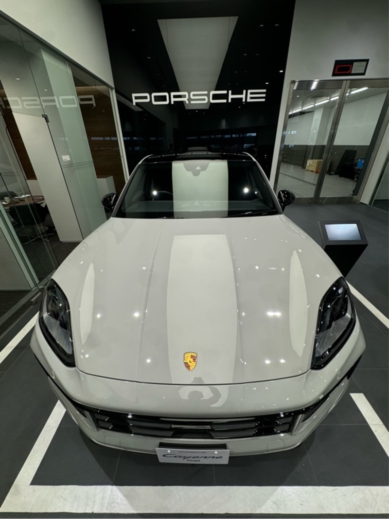 ポルシェ カイエン クーペ PHV カイエン S E ハイブリッド クーペ_RHD_4WD(Tip-S_3.0)