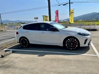 BMW 1シリーズ ハッチバック M135i xドライブ_RHD_4WD(AT_2.0)
