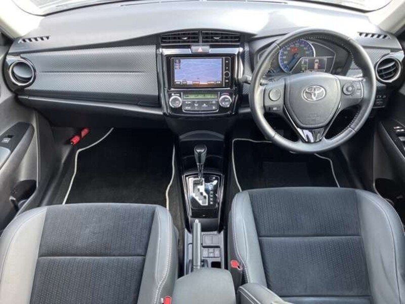 トヨタ カローラフィールダーハイブリッド ハイブリッド G“エアロツアラー・W×B”(CVT_1.5)