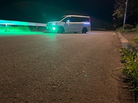 トヨタ ヴォクシー ZS“煌III”_7人乗り_4WD(CVT_2.0)