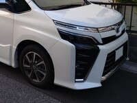 トヨタ ヴォクシー ZS“煌III”_8人乗り(CVT_2.0)