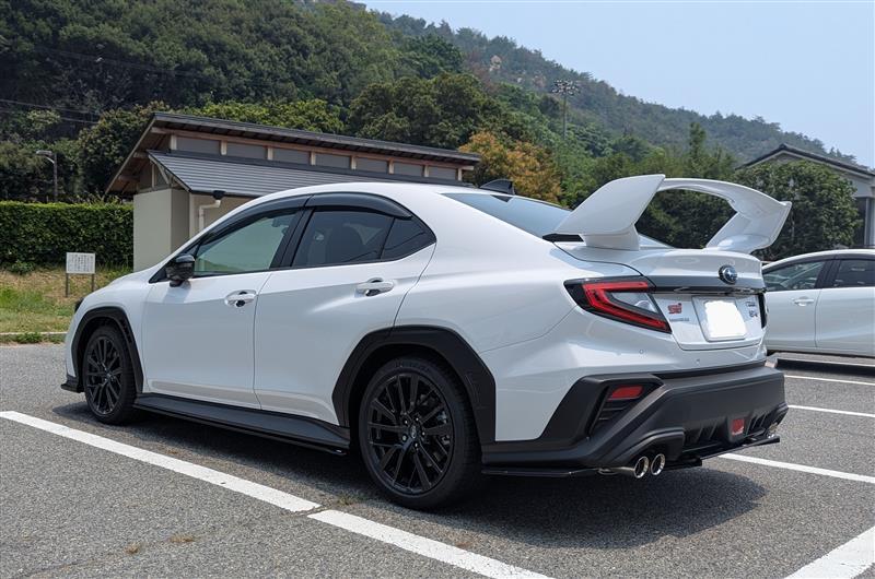 スバル WRX S4 STI スポーツ R ブラックリミテッド_AWD(CVT_2.4)